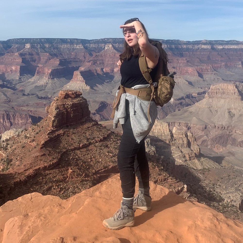Meet your Posher, Anna